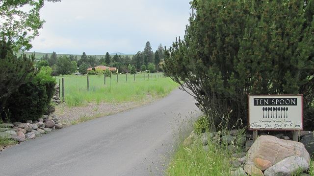 Ten Spoon Vineyard and Winery